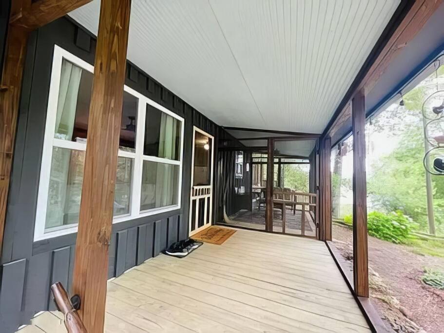 Cameron'S Cottage At The Lake Tallassee Exterior foto